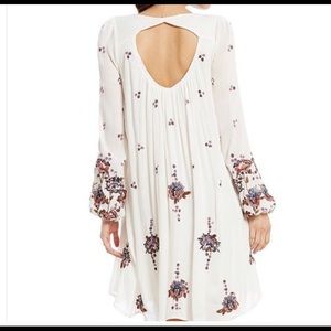 Free People Oxford Embroidered Bohemian Dress🌸